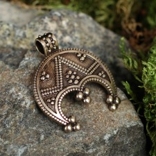 Suspension - amulet 