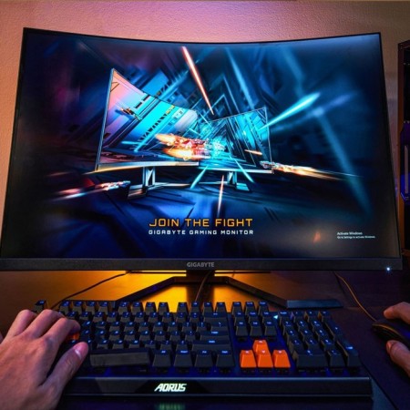 Gigabyte 31.5 "G32QC A Black VA LED 1MS 16: 9 HDMI HAS 350CD 178g/178g 2560x1440 1029463-9