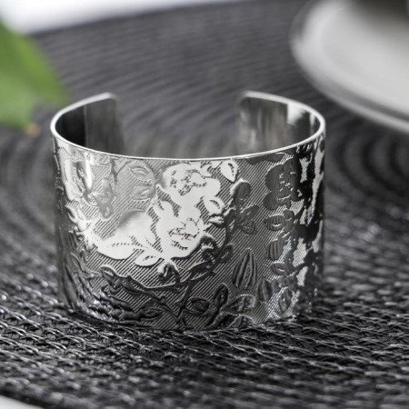 Ring for napkin "Flowers", 5 × 3 cm, silver color
