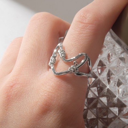 Ring "Heart" in knots, color silver, dimensionless-1