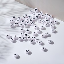 Acrylic bead 