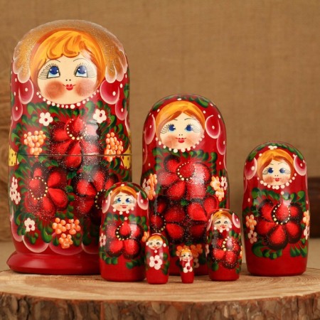 The nesting house is 7 puppet "Lara", 23-25cm, manual painting.