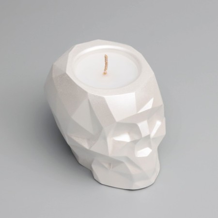 Свеча "Череп" в подсвечнике из гипса с гранями, 6х9х6,5см, белый перламутр-4