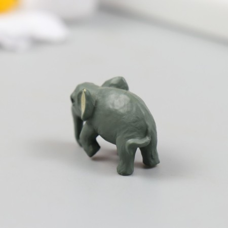 Figure for Florarium Polystone "Gray Elephant" 1x2.5x1.5 cm-1