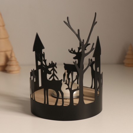 Summary metal, wood on 1 candle "houses and deer" d = 4 cm 10x10x13.8 cm