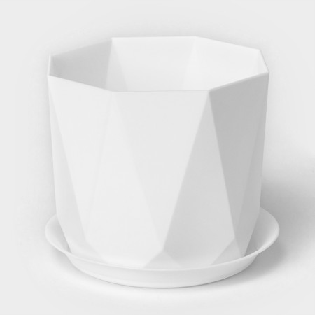 Pot for flowers with a prize pallet, 1 l, white color