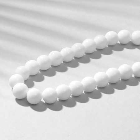 Beads on thread No. 10 Agat Bely, 38 beads