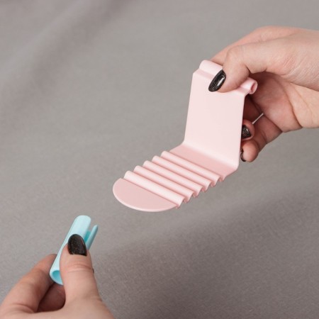 Holder for a sheet, 6 pcs, 10 × 5 × 7 cm, color mix-5