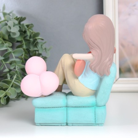 Souvenir Polystone Light "Girl on the couch with guitar/dog" MIX 13x7.5x16 cm-3