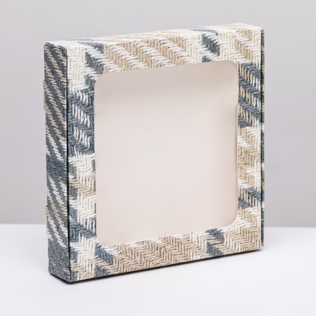 Self -charged box, "male", 16 x 16 x 3 cm