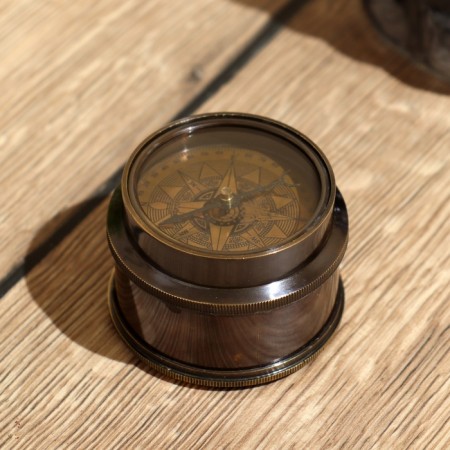 Compass with a measuring tape 6x6x4.5 cm, brass-1