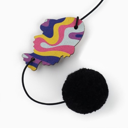 Teaser with wooden suspension "Bright fish", 5 cm-6