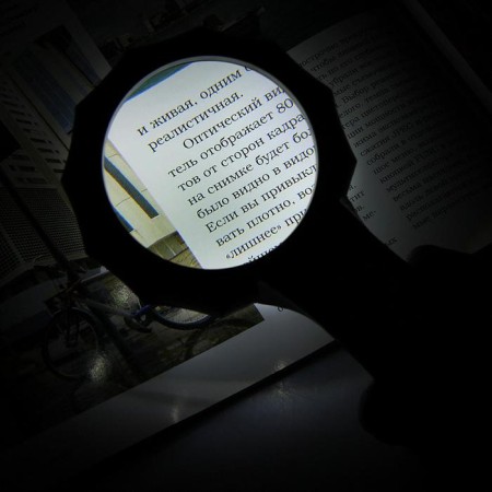 Classic magnifier with a backlight 6x, d = 6.5 cm, 2 AAA batteries-5