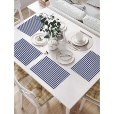 Set of napkins for setting the table 
