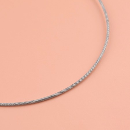 The knitting needles are circular, for knitting, with a metal cable, d = 3.5 mm, 14/80 cm-2