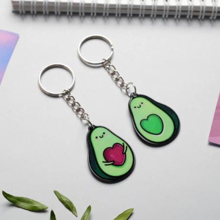Key keychain “Avocado”, acrylic, 13.3 x 8-3