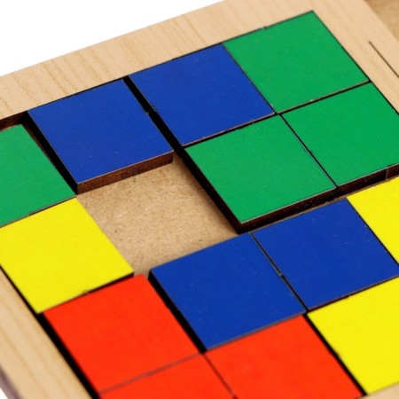 Board game. Pixels "Who is faster?"-3