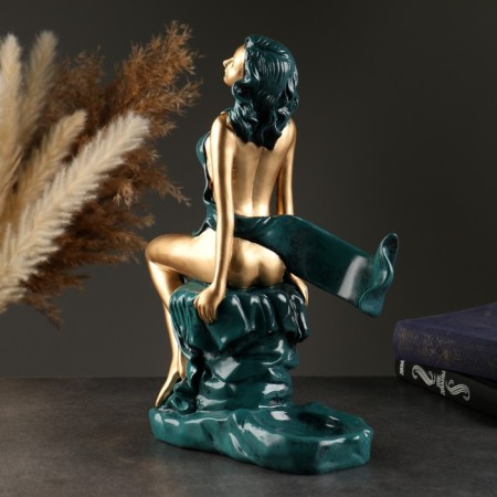 Bottle stand "Girl"-2