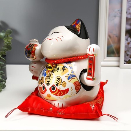 Souvenir ceramics pendulum "Cat Mani-Neko with a hammer and a sweat" 19.5x20x14.5 cm-1