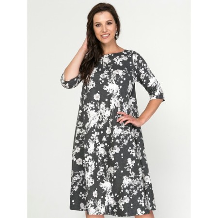 Women's dress, size 64-4