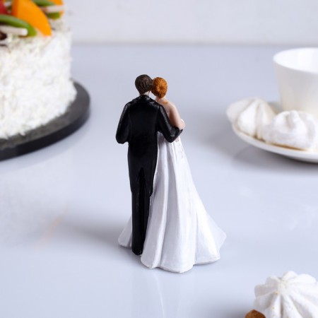 Figure for cake 12 cm, mix-1