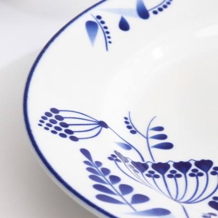 Plate "yarrow", D-200mm, neo gzhel-2