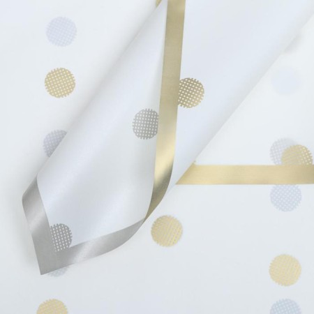 Flower film, 57 x 57 cm