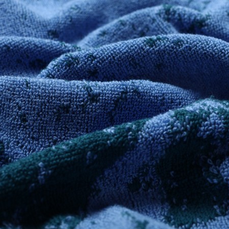 The towel is the Named Tensor Ethel "Vladimir" Blue, 50x90cm, 100% cotton, 420g/m2-4