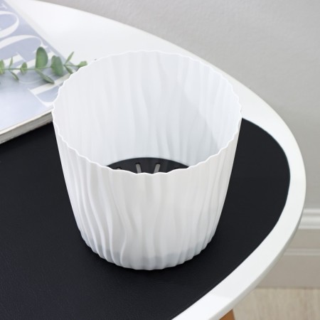 Kashpo for flowers with an insert “wave”, 2 l, d = 16 cm, h = 13.5 cm, white color-2