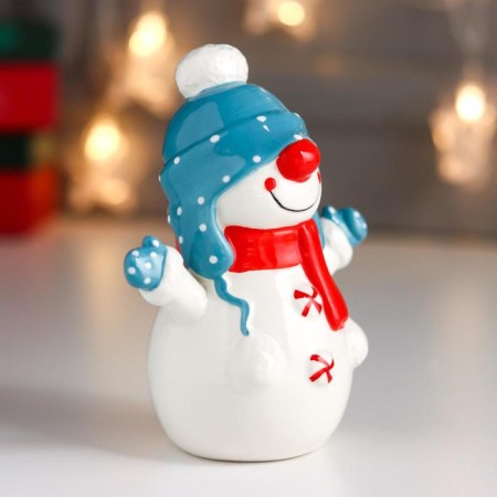 Souvenir Ceramics "Snowman, a hat-ear and red scar" 13.6x7.2x10.9 cm-1