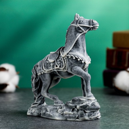 Figure "Bogatyr horse in the harness" 13cm-2