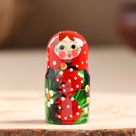 Matryoshka 3 puppet "Katya" berries, 11cm, manual painting.-6