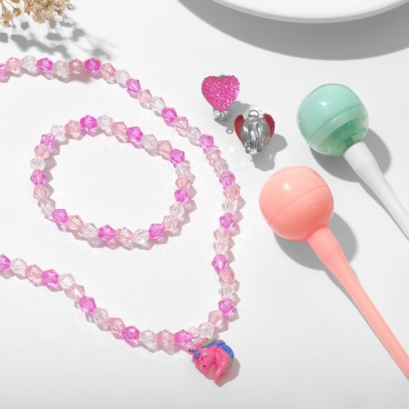 Set of children's "chosen" 5 items: clips, beads, bracelet, 2 felt -tip pens, mix-2