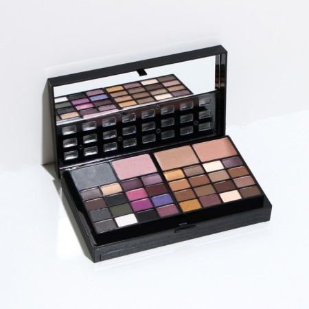 Professional set for makeup (eyelid shadows, lip gloss, blush, correctors)-8