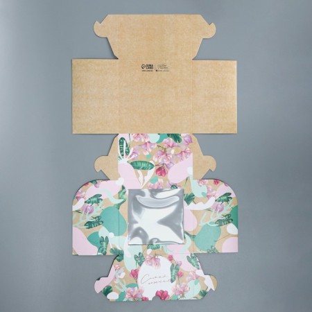 Capcake box, confectionery packaging double -sided, 4 cells “The most tender”, 16 x 16 x 10 cm-5