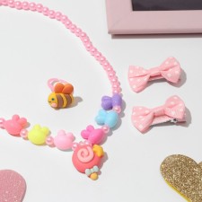 The kit of children's “chosen” 4 subjects: 2 hairpins, pendant, ring, bee, color
