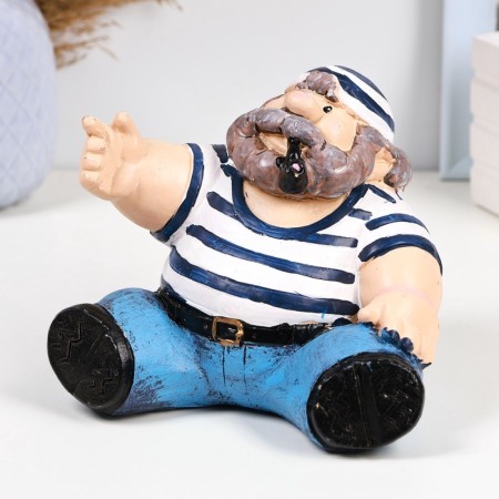 Figure "Sailor with a pipe" 15x12x13cm