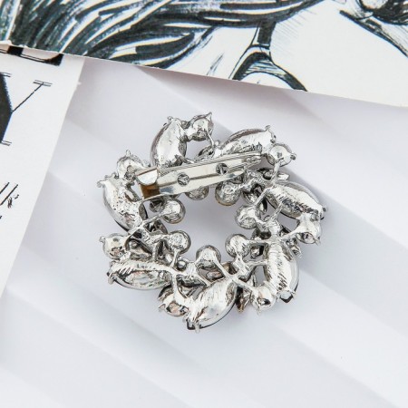 Brooch "Circle of twisted", black and white color in silver-1