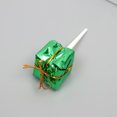 Decor for creativity plastic "Green Gift" 2.5x2.5 cm-2
