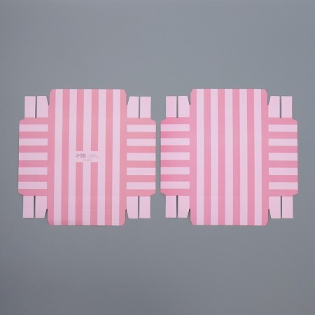 Gift box for flowers with a vase and PVC windows folding, packaging, "Love", 16 x 23 x 16 cm-3