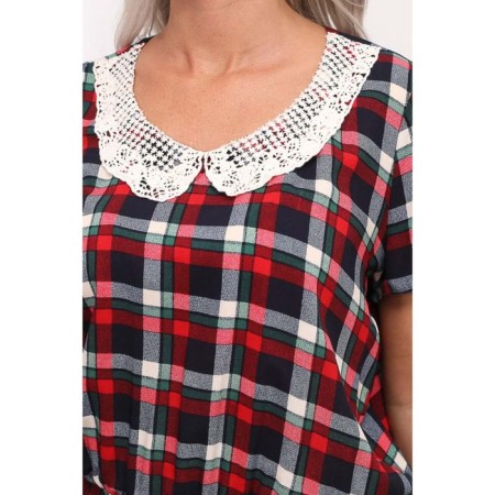 Women's dress, size 44-7