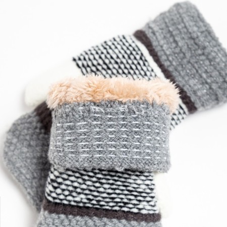 Baby mittens, gray color, size 16 (8-10 years old)-2