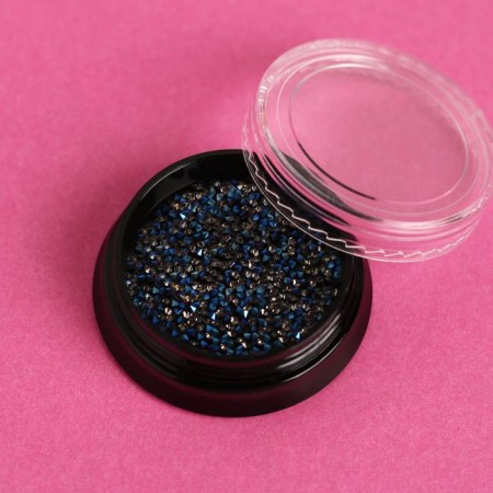Small crystals for Damn Bright nail decor!-1