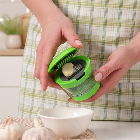 A device for cutting garlic "Reno", 2 nozzles, 7.5 × 7.5 × 6 cm, green color-5