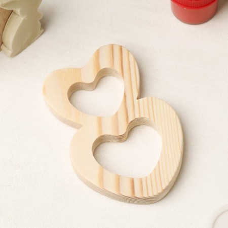 Harvesting for creativity "eight from hearts", 6.9 x 10.3 x 1.2 cm, pine-1