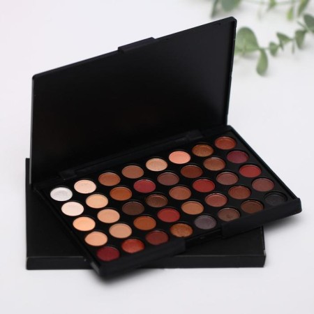 Palette of shadows for the eyelids, 40, flowers-1