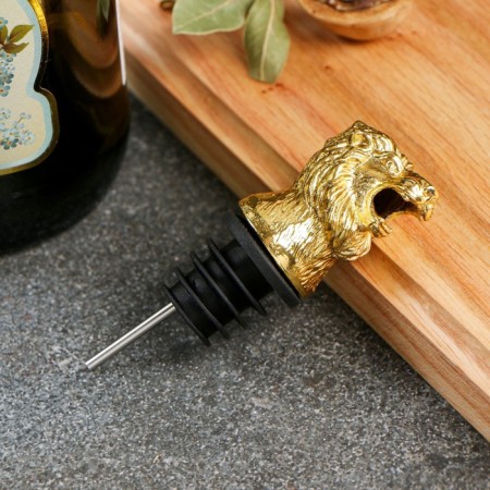 Figure cover for the bottle "Leo" gold, 10x3cm