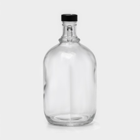 A glass bottle with a hera handle, 2.05 liters-1