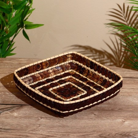 Decor "Tropics" rattan, coconut 26x26x7 cm