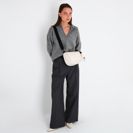 Cross-Bodi Bag on a zipper, beige color-6